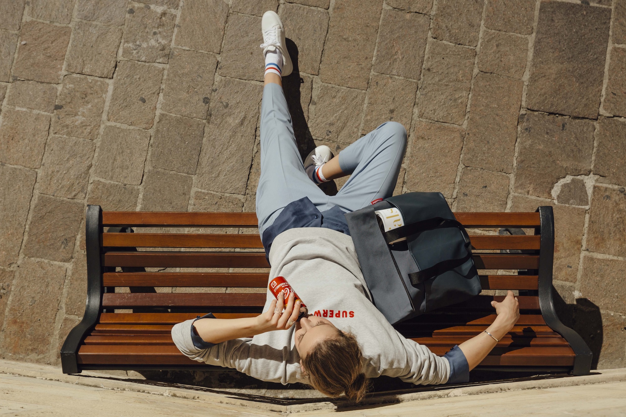 avenger-coren-pollok-styling-reisenthel-kampagne-women-coke-italia-low.jpg